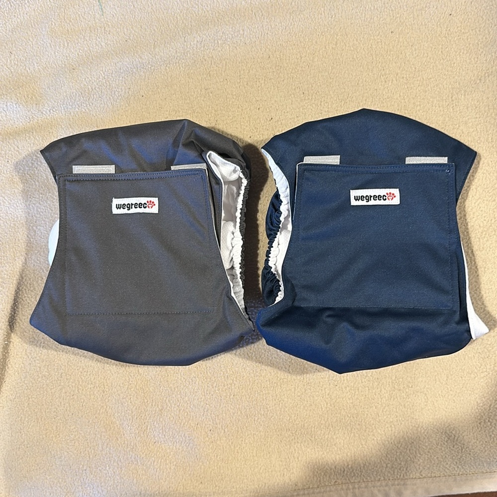 NWT wegreeco Washable Male Dog Belly Band Pack of 2 in Gray and Black